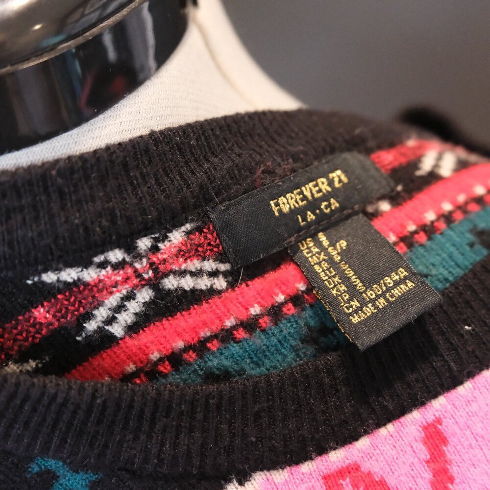 Forever 21 Snow Cool skiing Winter Sweater - size small - Picture 5 of 5